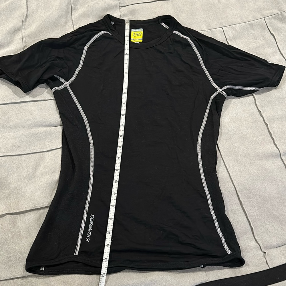 Icebreaker base layer top